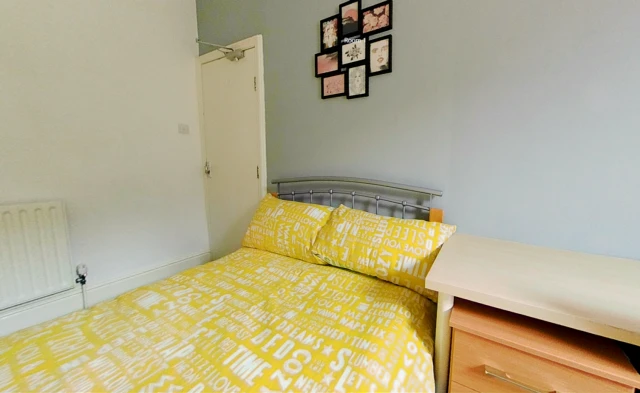 Entire Place·5B2B···10 Claude street 2