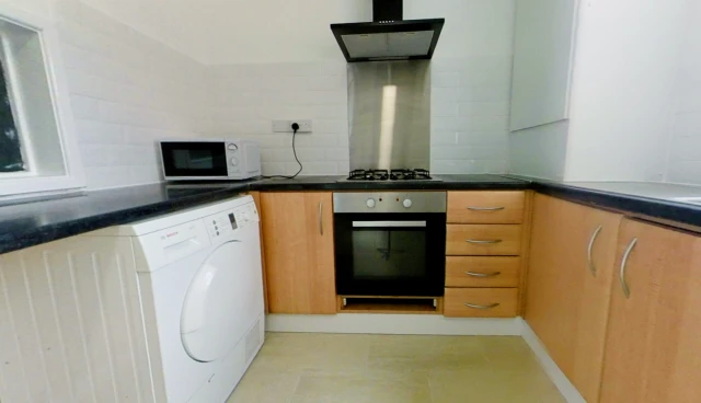 Entire Place·2B2B···257A ILKESTON ROAD 4