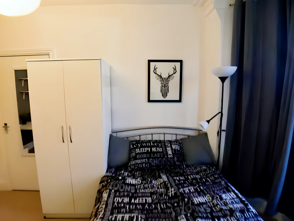 Entire Place·5B3B···Radford Blvd 0