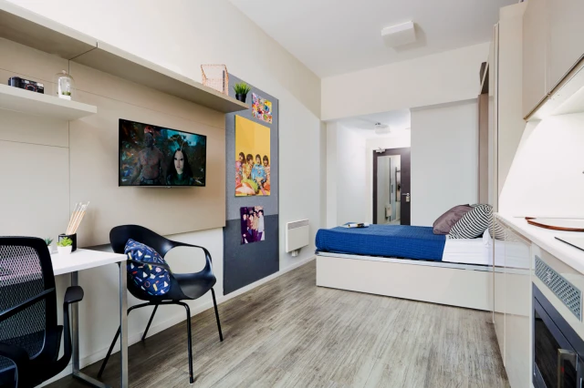 23 Longbrook Street EX4 2