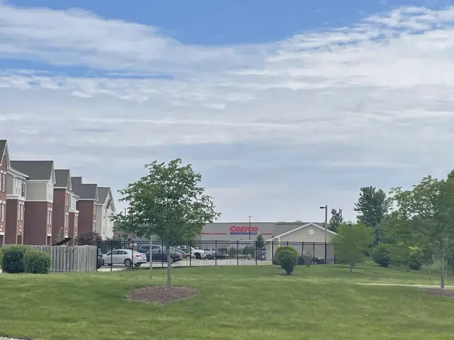 Hunters Pond Apartment Homes 1