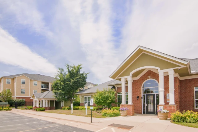 Nantucket Cove Apartment Homes 4