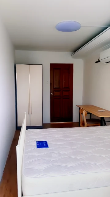 Ivory Apartment near NTU/NUS/SIM/Curtin 3