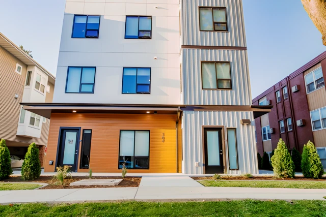 504 E. Stoughton, Champaign 1