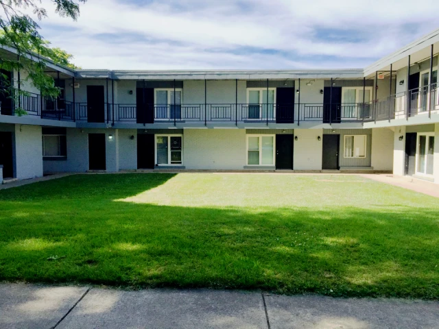 407 S. State St Champaign IL 3