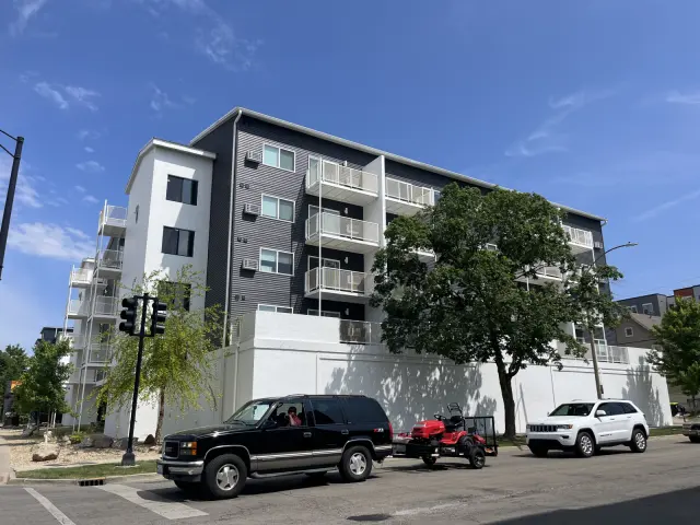 407 E. University, Champaign 2