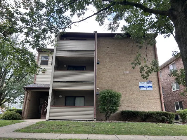 1012 W. Clark, Urbana 0