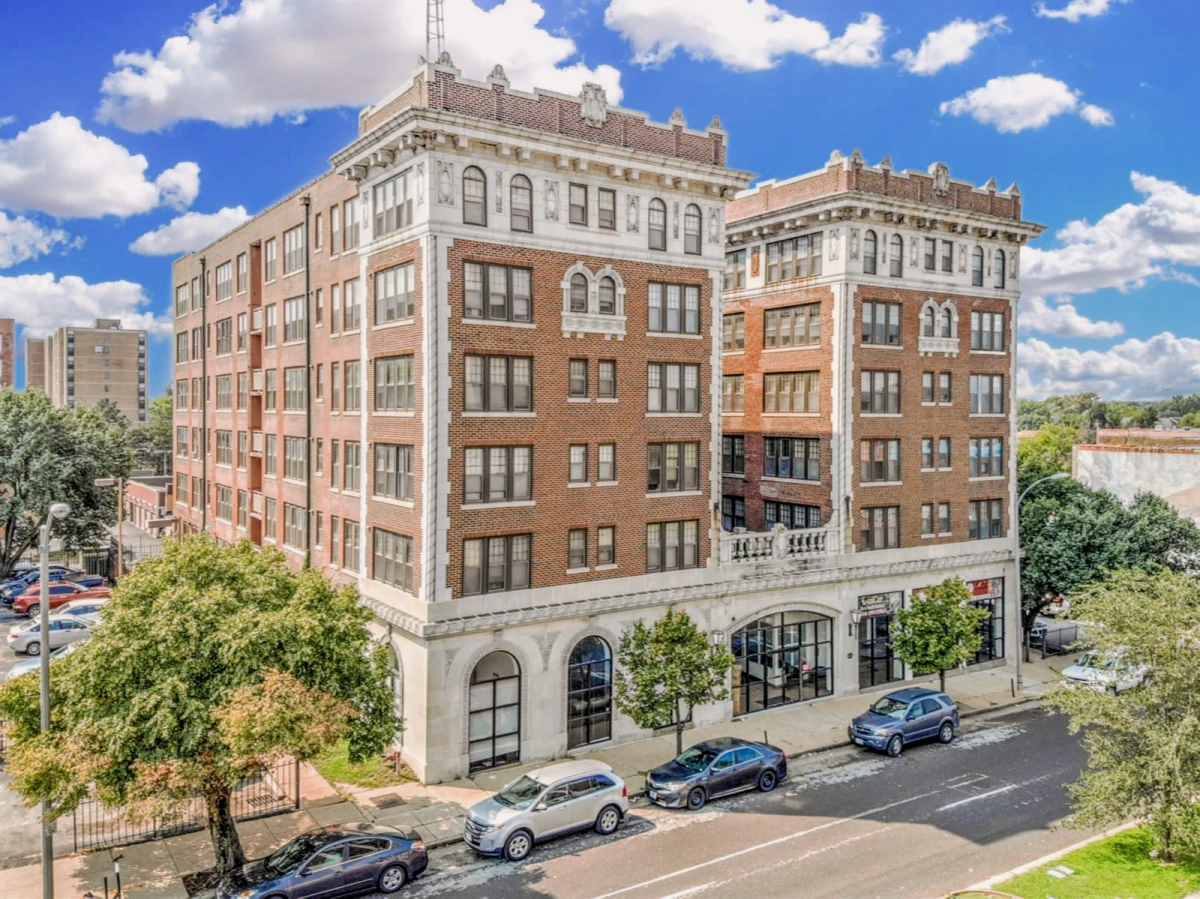 The Delmonte Apartments 0
