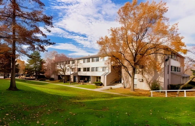 Waterford Square Apartments 3