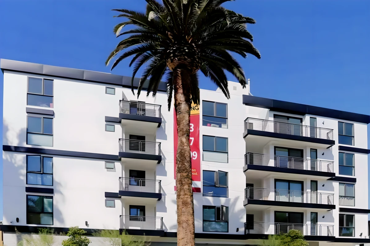 The Carlton At Hollywood 0