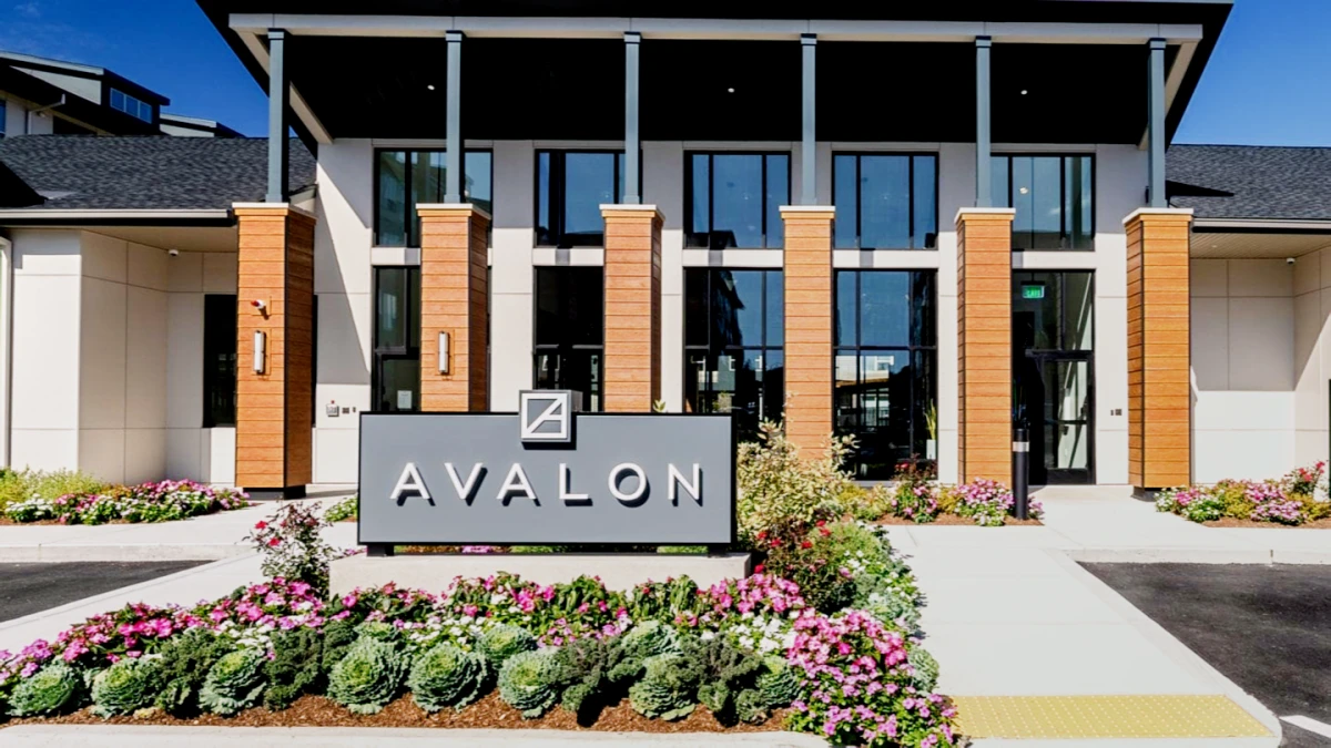 Avalon Saugus 0