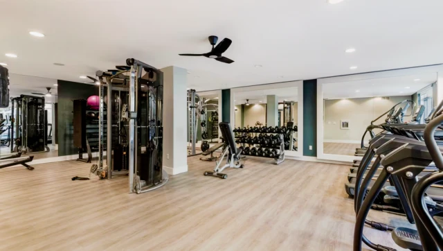 Avalon Encino 3