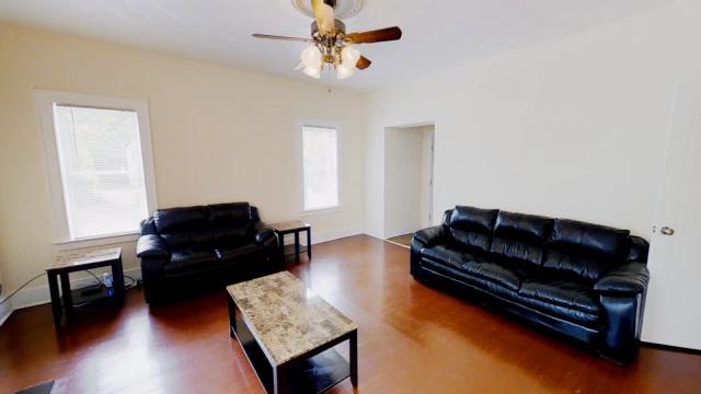 1929 East Genesee Street 2