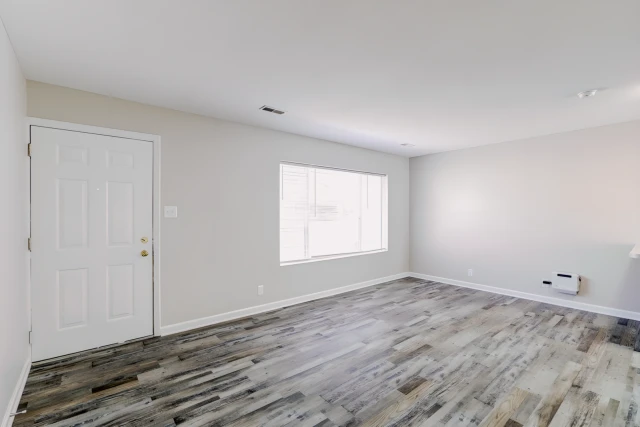 523 E. Fairlawn, Urbana, IL 61801 2