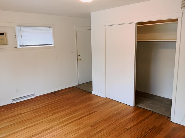 704 W. Stoughton 2