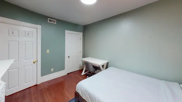 11 Linden Street 0