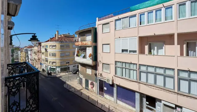 Rua Barao de Sabrosa, Areeiro, Lisboa, 1900-172, Portugal 4