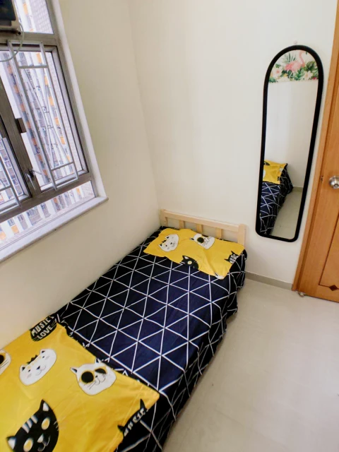14th Floor, Block B, Tin Ma Court, Lok Fu (Female) (Room 3) 1