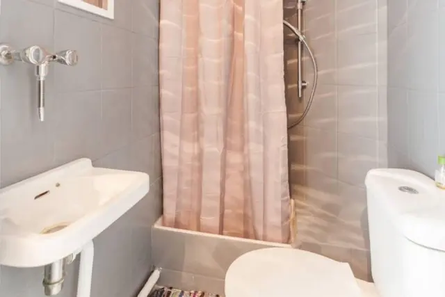 apartment in 18e   Montmartre Pigalle 4
