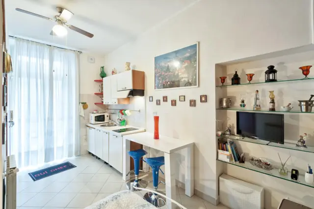 studio near Via Ellero 3