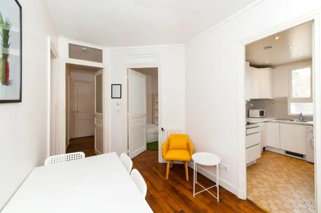 apartment in 10e   Gare du Nord 1