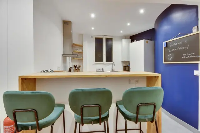apartment in 18e   Montmartre Pigalle 2