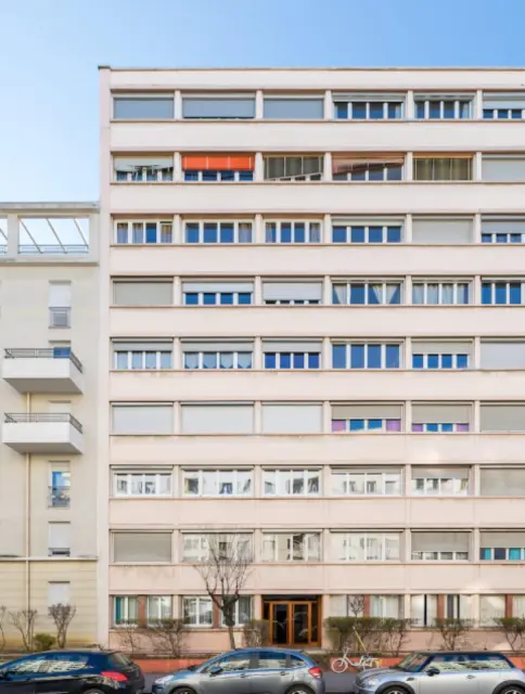 apartment near Rue de l'Abondance 2