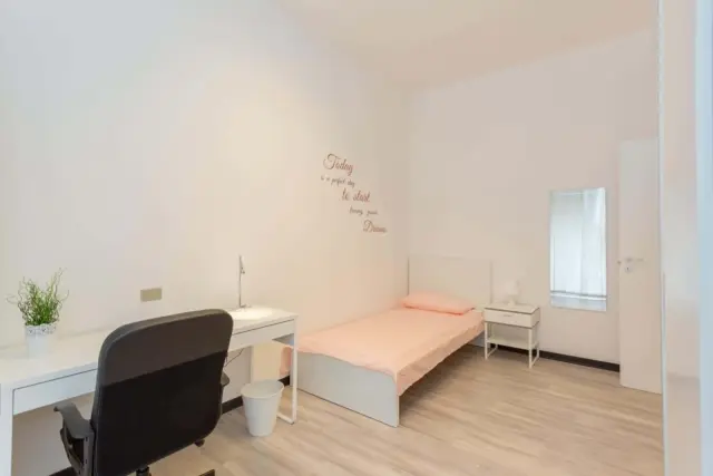 VIA VINCENZO MONTI 41 <br> SHARED ROOM D1 - Bed A 1