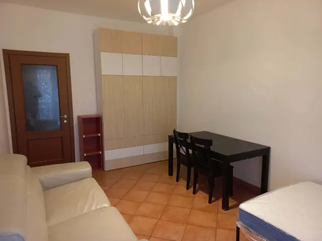 via Lanfranco della Pila, 57 f 2