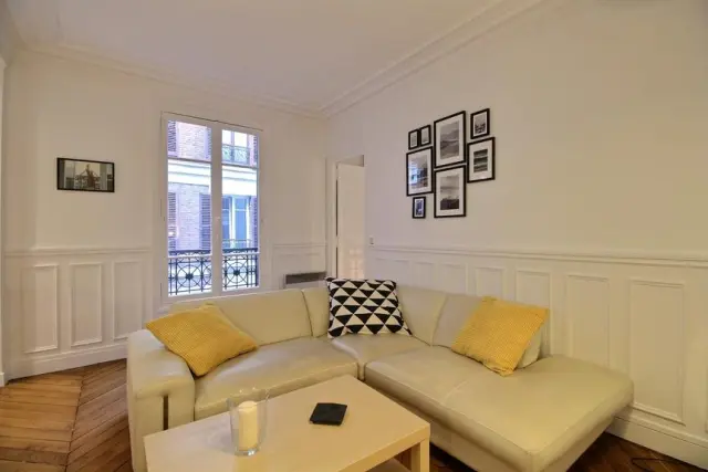 apartment in 9e   Opéra 3