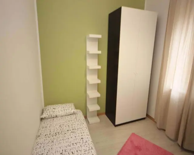 CESARE BATTISTI 21 -SCALA2 3P 3