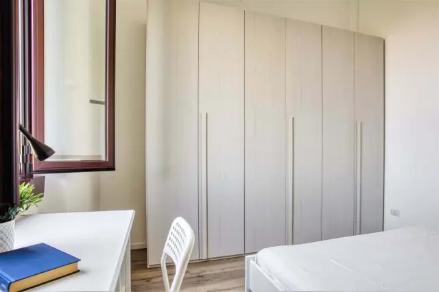 Grande appartamento a Milano, via Pezzotti - Bocconi - IED 3