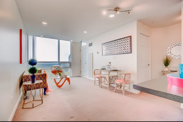 Altitude(88 Grangeway Ave) 3