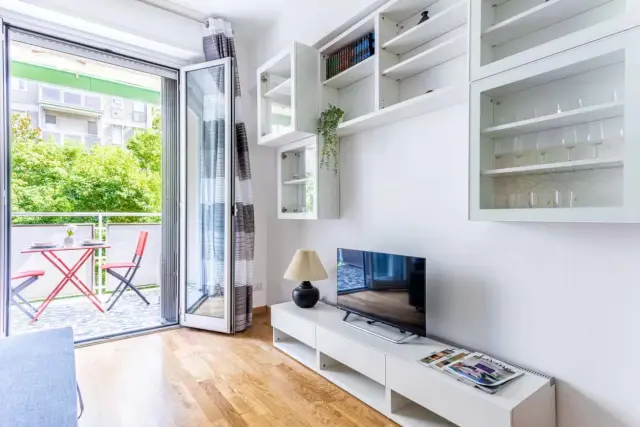 Apartment in Via Alcuino 3