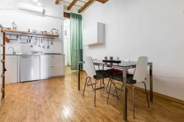 Apartment in Corso di Porta Ticinese 1