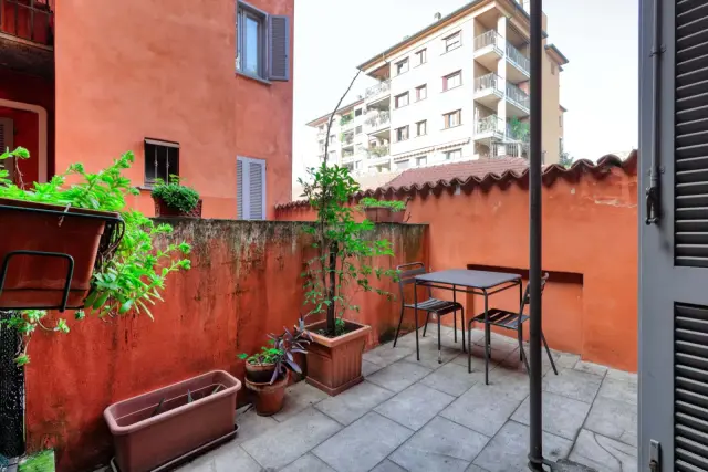 Accogliente appartamento con balcone vicino al Naviglio Grande 1
