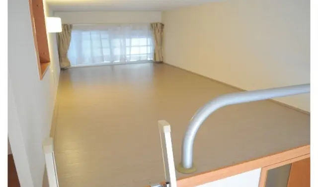 レオパレスみかげ 4