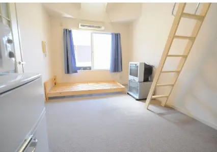 レオパレスナップ 101号室 1