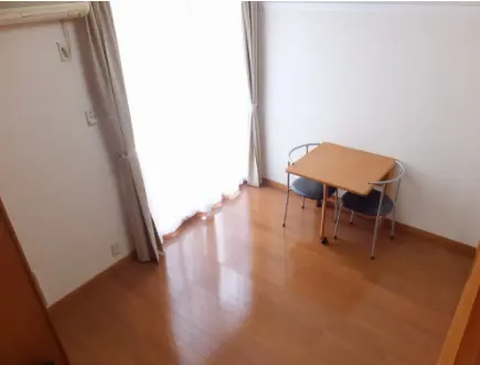 レオパレスタキオン 103号室 2