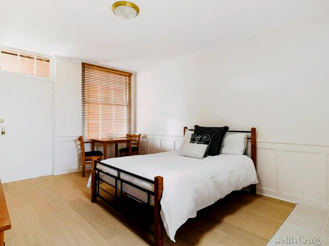 333/51 Rathdowne Street, Carlton 4