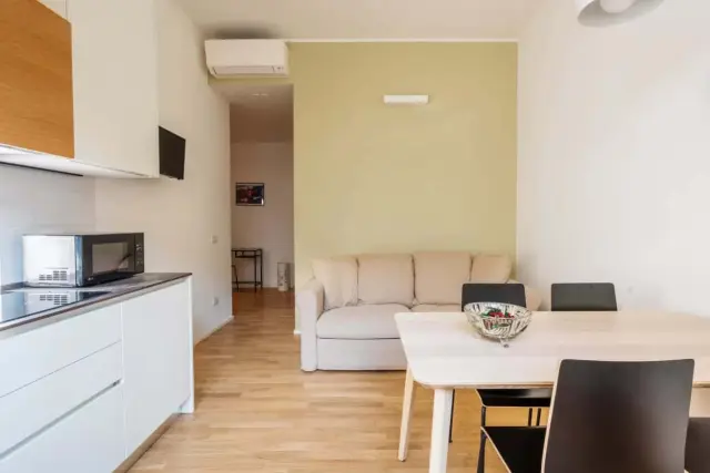 Spacious & comfortable apartment in Duomo 4