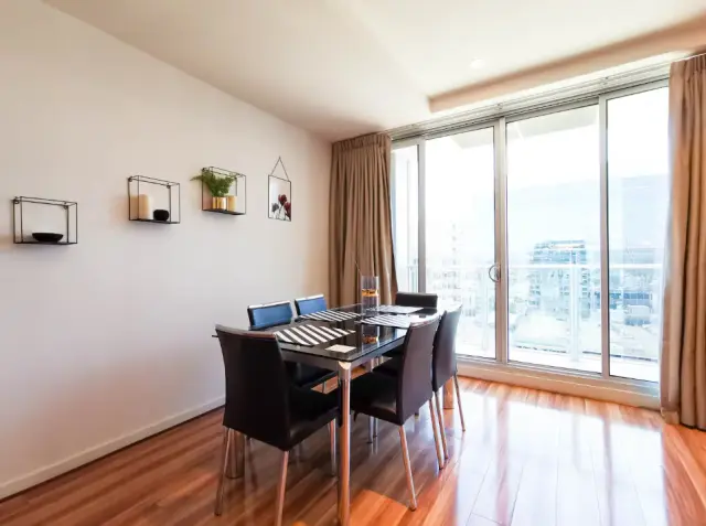 Stylish Home-CBD/Chinatown/Gym/City View 3