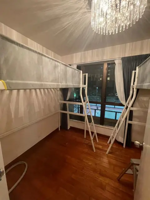 Another five-person room 2