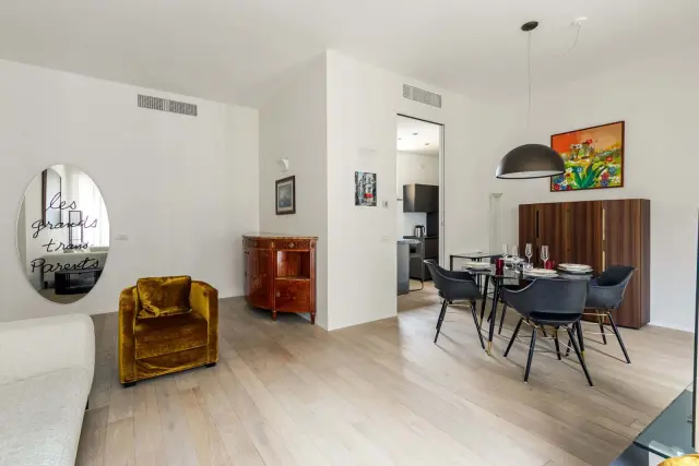 Uberto Visconti Di Modrone a Luxury Apartment 4
