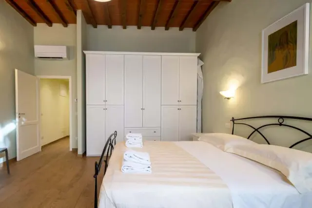 Santo Spirito Bright Flat 1