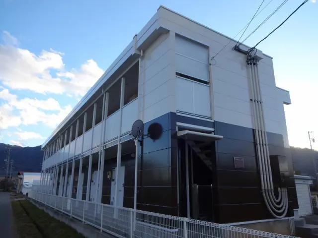 レオパレスアンジェヴィラージュ 0