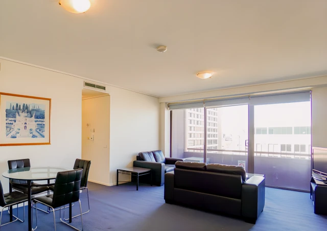 1101/ 181 Exhibition Street 4