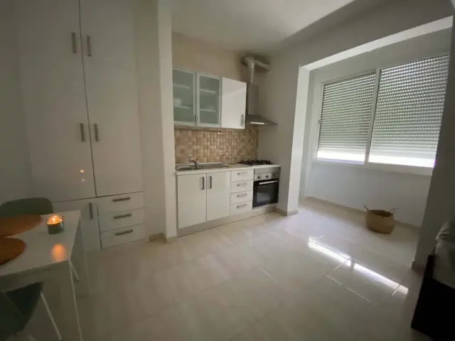 Exceptional Studio Apartment for Rent in Amadora