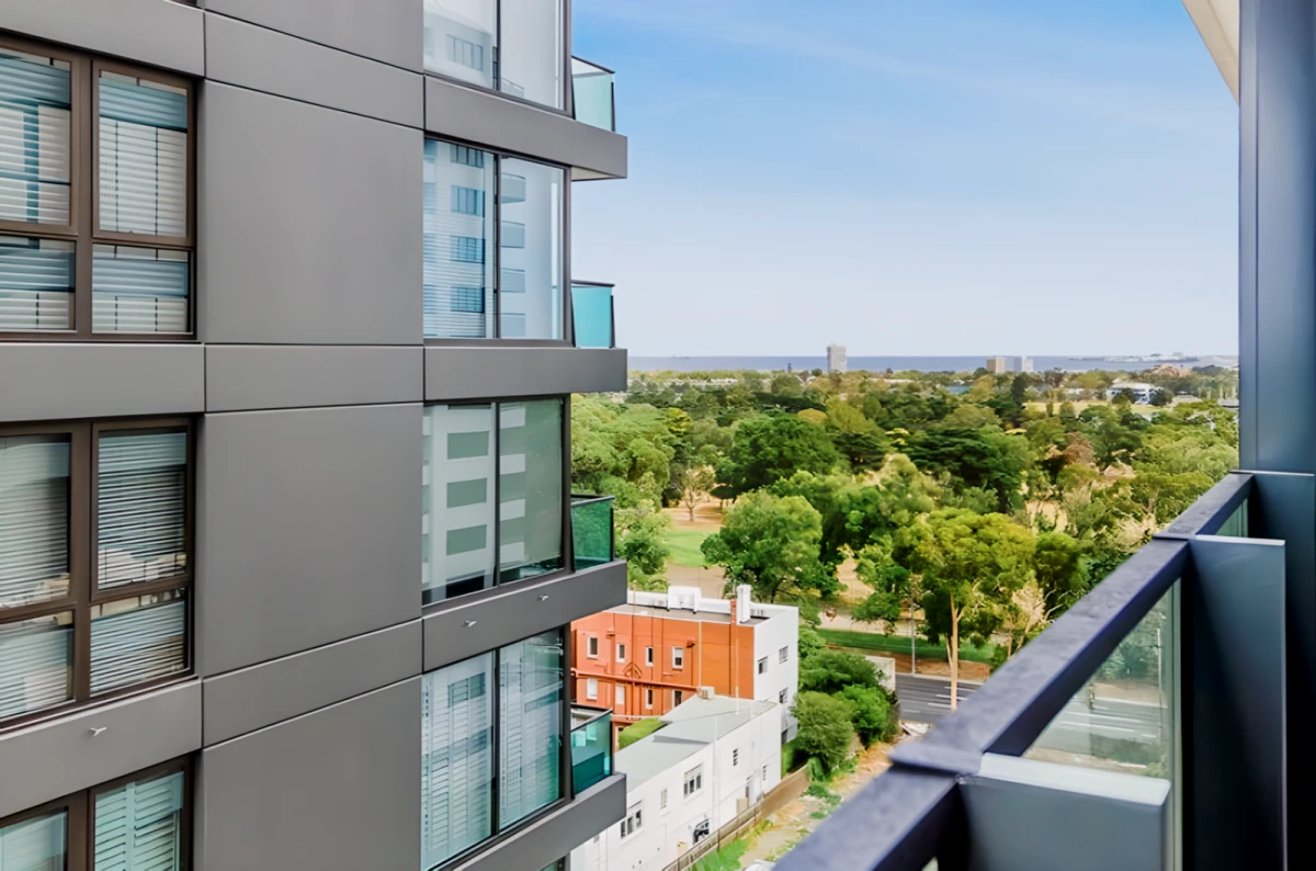 1006/478 St Kilda Road 0
