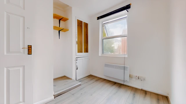 Anglesea Road 14973# 2
